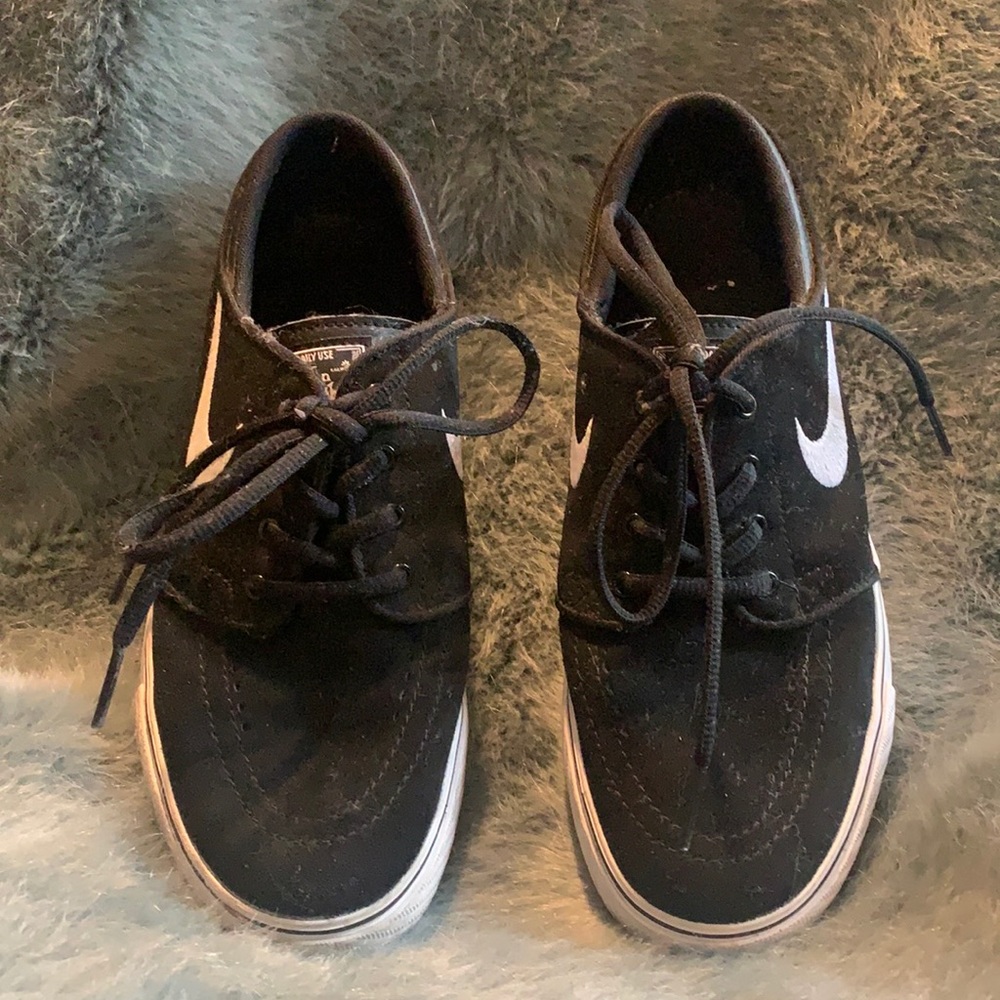 Nike Stefan Janoski size US6Y
